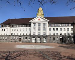 Fotograf: Seepe und Hund Architekten Stadthaus Nord Fassade Frontansicht