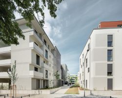 Objektname: Christian-Weiß-Siedlung, Bauteil 5; Objekttyp: Wohnbebauung, Mehrfamilienhäuser, Geschosswohnungsbau; Standort: Kurfürstenstraße, D-67061 Ludwigshafen; Fertigstellung: 2019; Bauherr u. Eigentümer: GAG Ludwigshafen AG, D-67061 Ludwigshafen, www.gag-ludwigshafen.de;
Architekt: Seepe und Hund Freie Architekten BDA, D-67069 Ludwigshafen, www.seepeundhund.de; Fotograf: Daniel Vieser Architekturfotografie Christian-Weiss-Siedlung